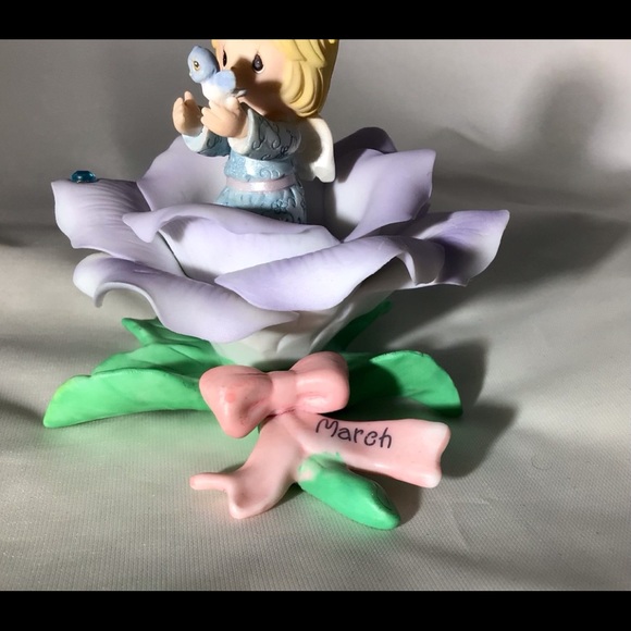 PRECIOUS MOMENTS March Flower 2001 perfect - Picture 11 of 15